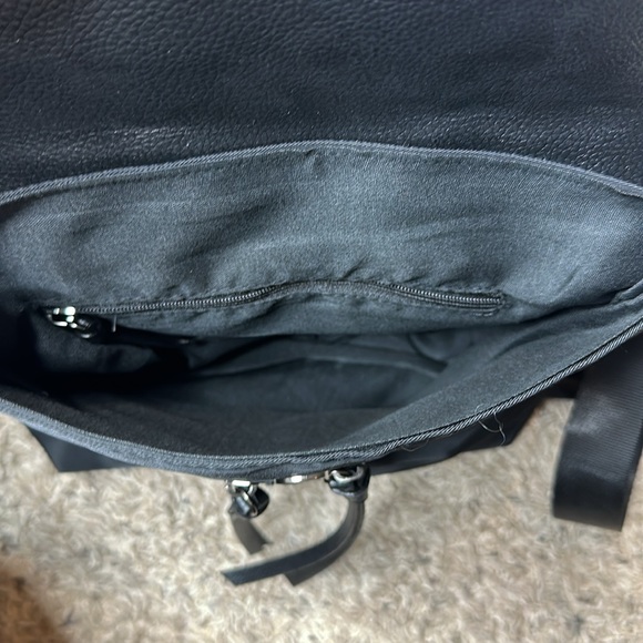 NWT Botkier New York Black Mini Trigger Backpack Nylon Faux Leather - Picture 5 of 6